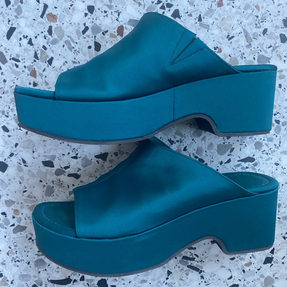KK Dodds Platform Slides in Teal Satin